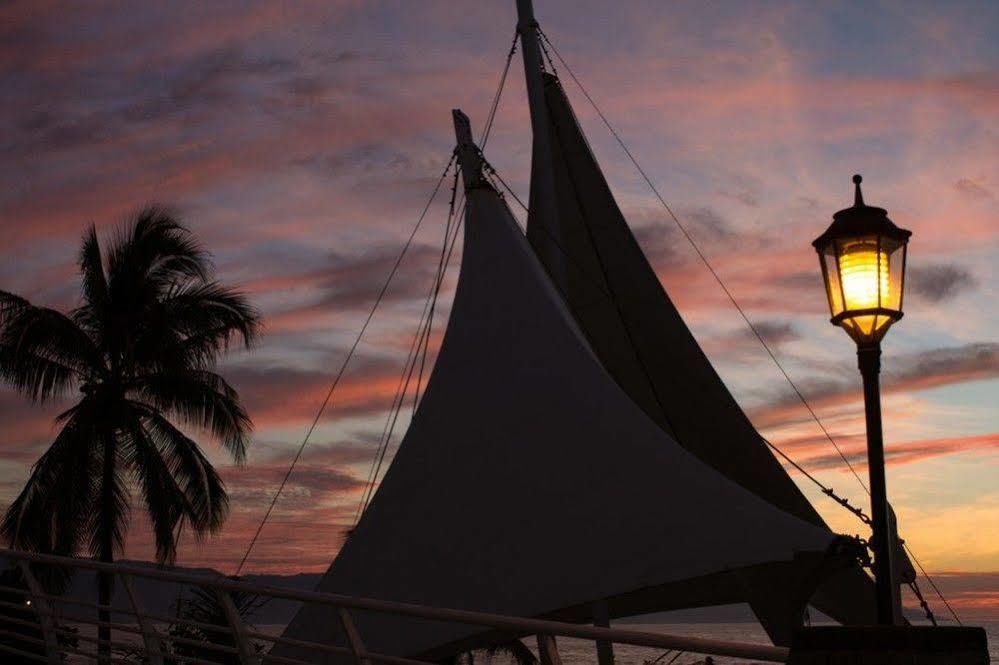 Hotel Casa Louisa à Puerto Vallarta Extérieur photo